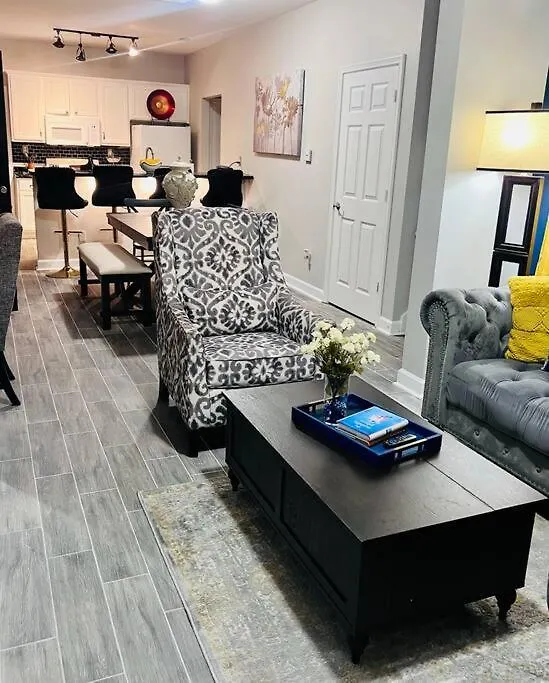 Luxury House Near Downtown Memphis别墅 度假居
